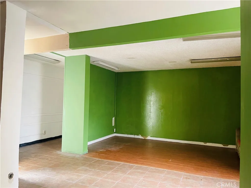 5609 E Beverly Boulevard, East Los Angeles, California 90022 home-pic-8