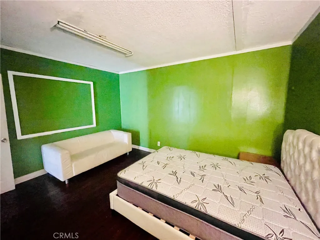 5609 E Beverly Boulevard, East Los Angeles, California 90022 home-pic-7