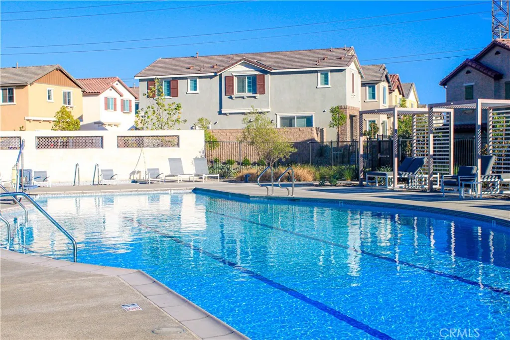 16281 Castello Lane 2, Fontana, California 92336 home-pic-28