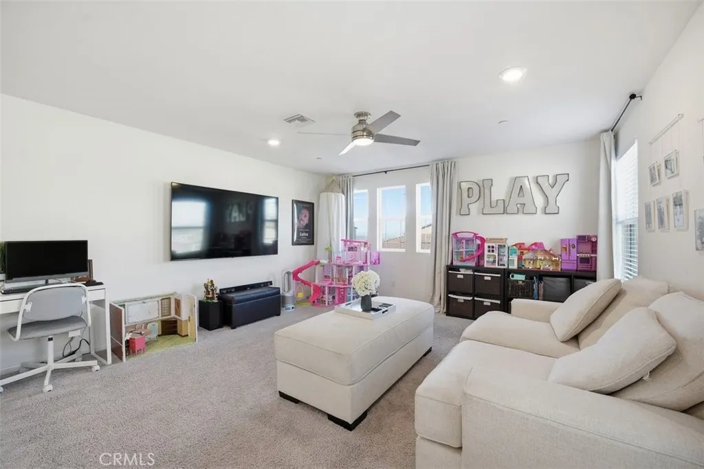 7608 Citrusmoon Court, Riverside, California 92507 home-pic-12