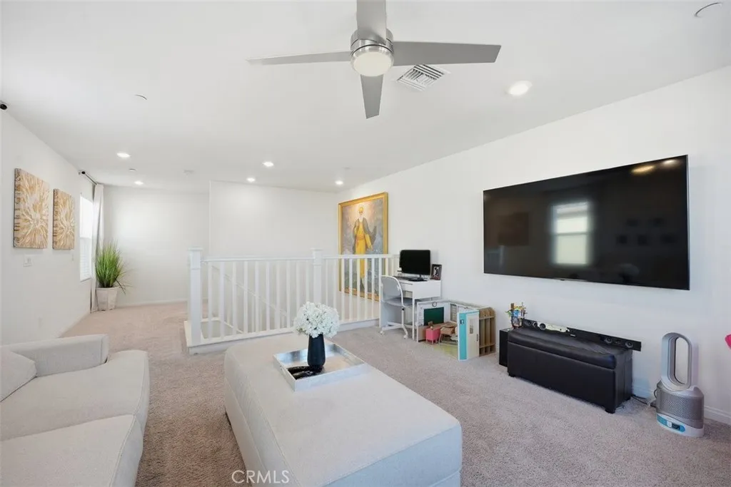7608 Citrusmoon Court, Riverside, California 92507 home-pic-11