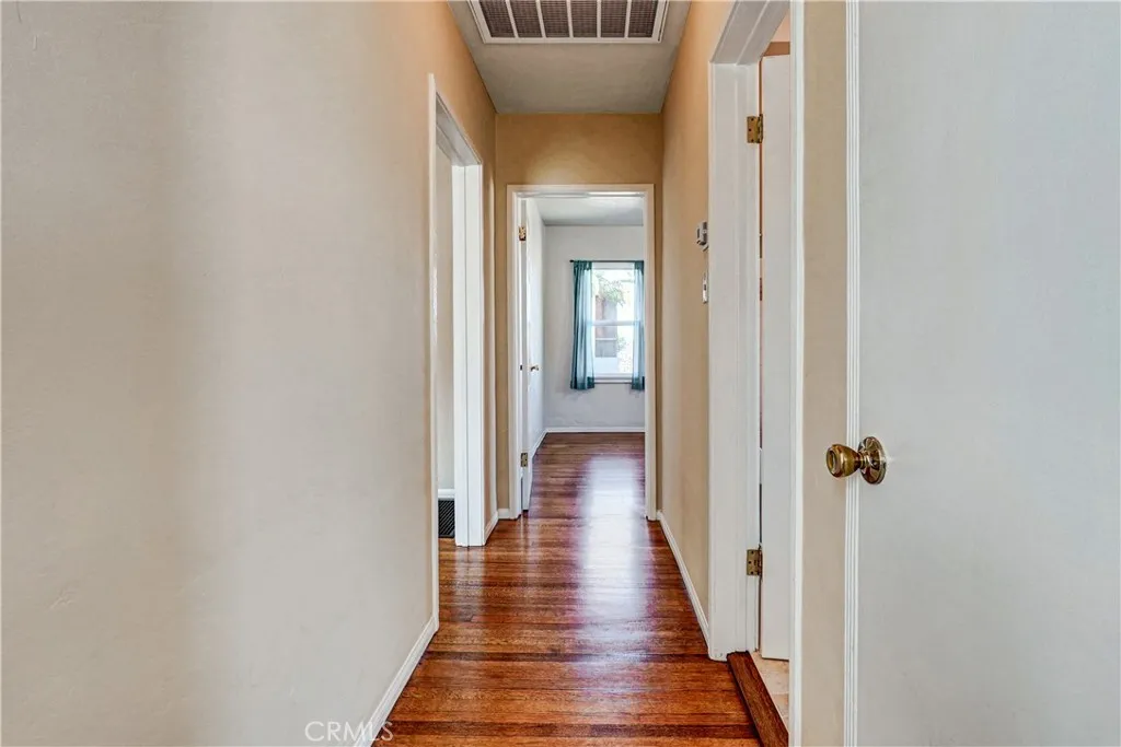 7541 Hillrose St., Tujunga, California 91042 home-pic-10