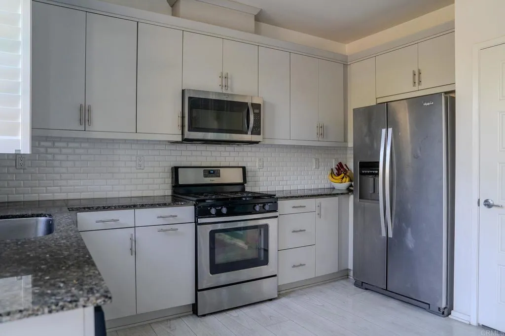 1320 Calle Sandcliff, San Diego, California 92154 home-pic-9