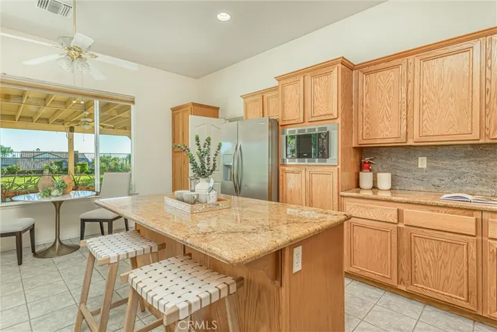 35377 Shade Tree Road, Yucaipa, California 92399