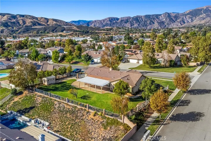35377 Shade Tree Road, Yucaipa, California 92399