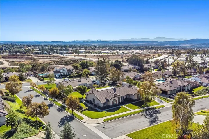 35377 Shade Tree Road, Yucaipa, California 92399