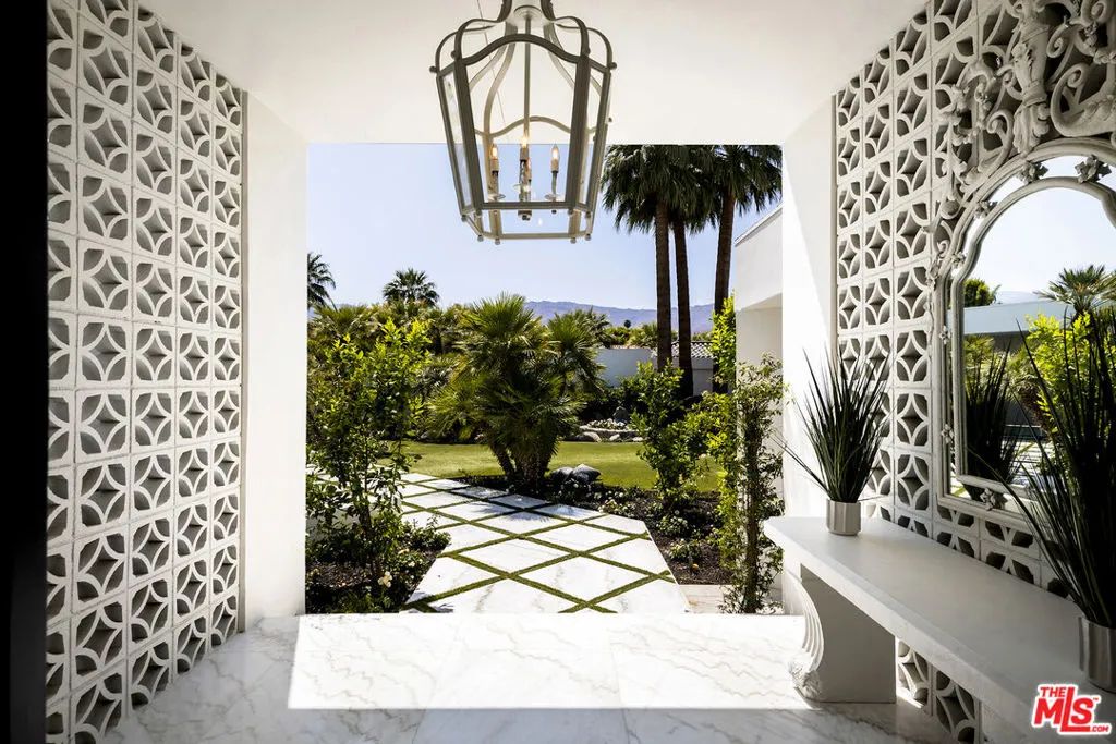 74300 Quail Lakes Drive, Indian Wells, California 92210 home-pic-4