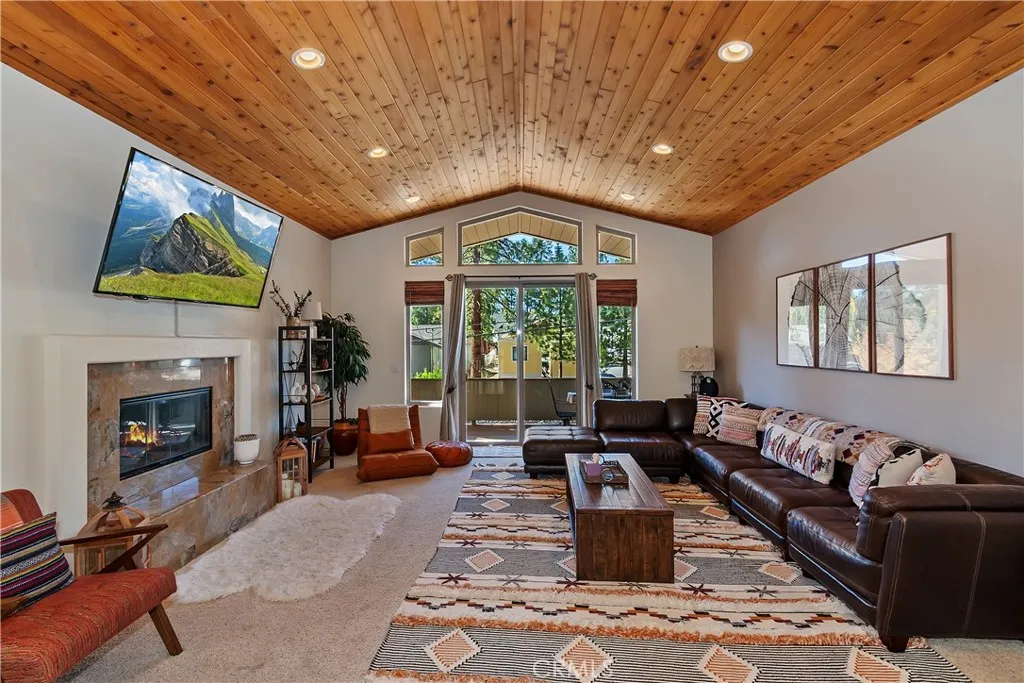 317 Oriole, Big Bear Lake, California 92315 home-pic-6