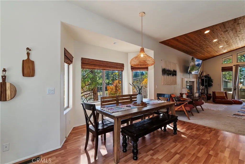 317 Oriole, Big Bear Lake, California 92315 home-pic-19