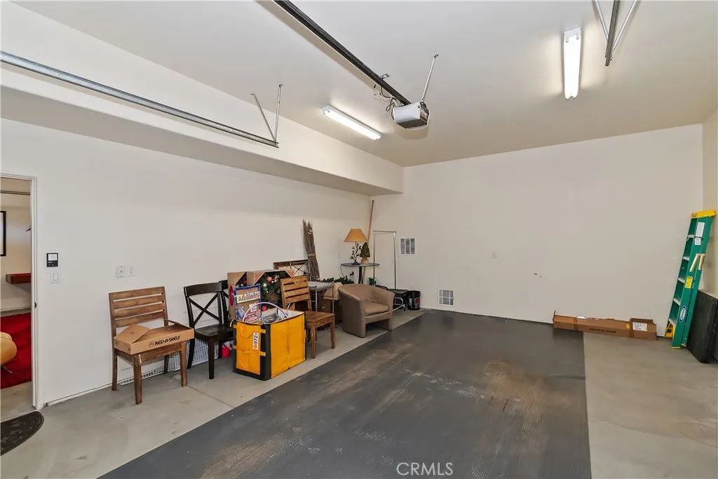 317 Oriole, Big Bear Lake, California 92315 home-pic-41