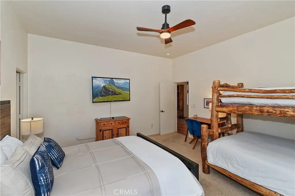 317 Oriole, Big Bear Lake, California 92315 home-pic-32