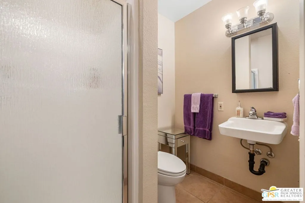 1489 E Francis Drive, Palm Springs, California 92262 home-pic-33