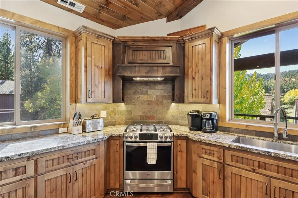 760 Tehama Drive, Big Bear Lake, California 92315 home-pic-13
