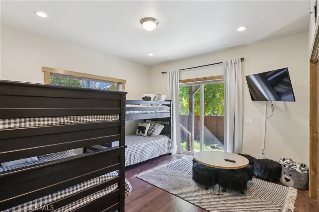 760 Tehama Drive, Big Bear Lake, California 92315 home-pic-23