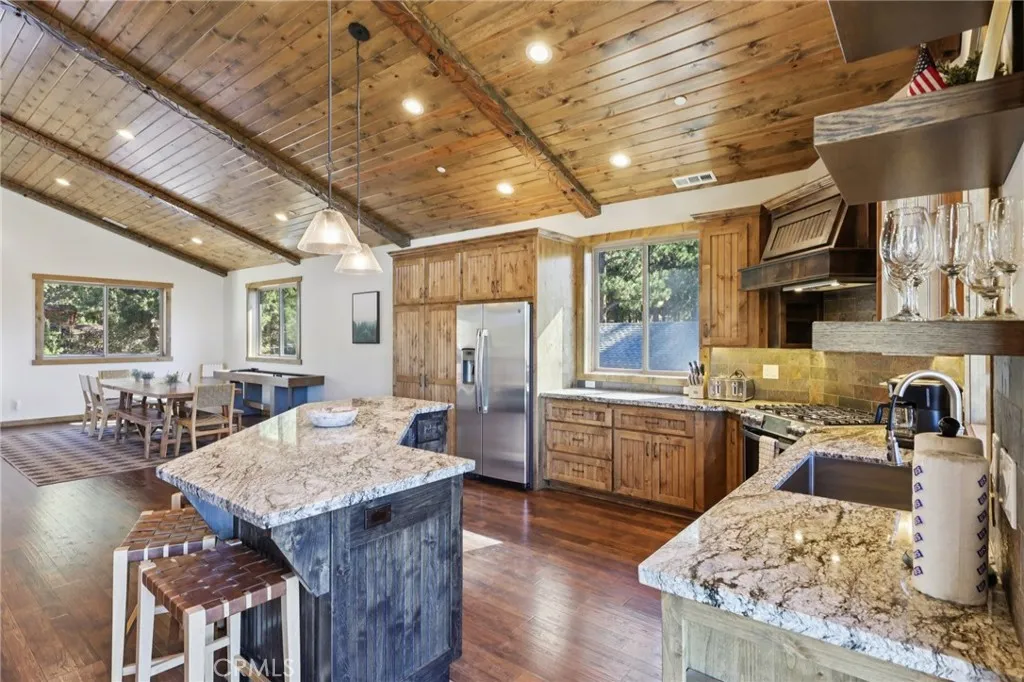760 Tehama Drive, Big Bear Lake, California 92315 home-pic-11