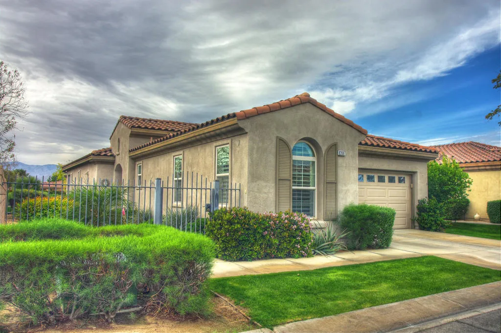 82087 Hopkins Drive, Indio, California 92201 home-pic-2