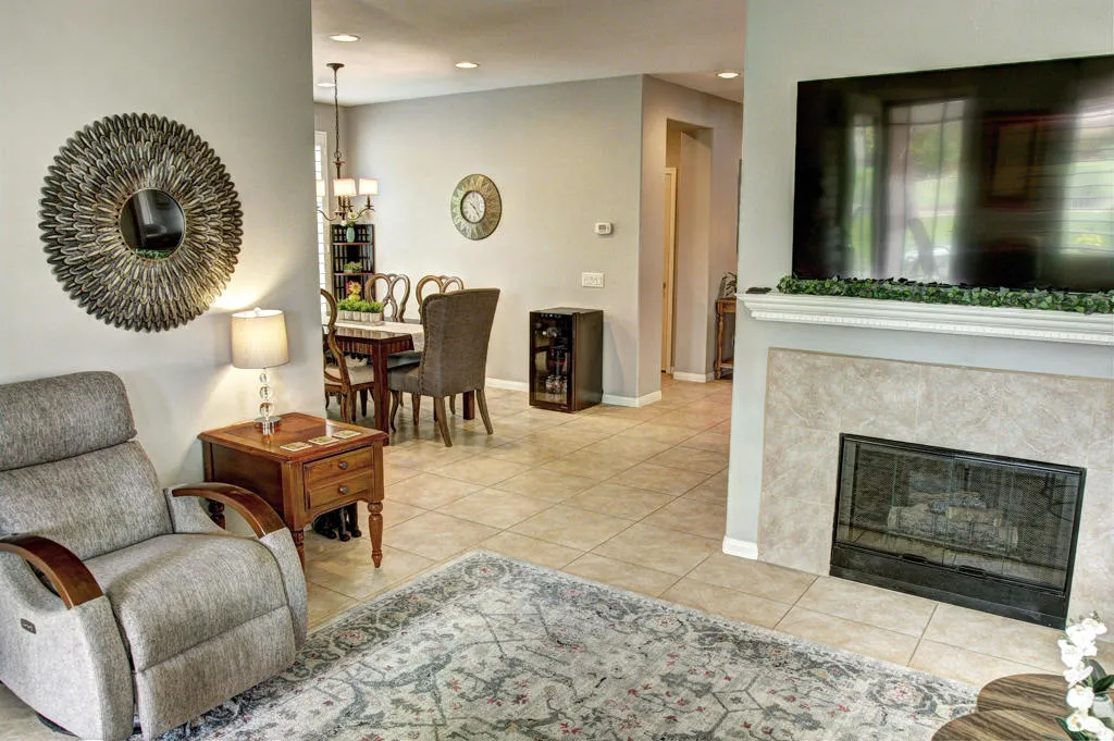 82087 Hopkins Drive, Indio, California 92201 home-pic-3