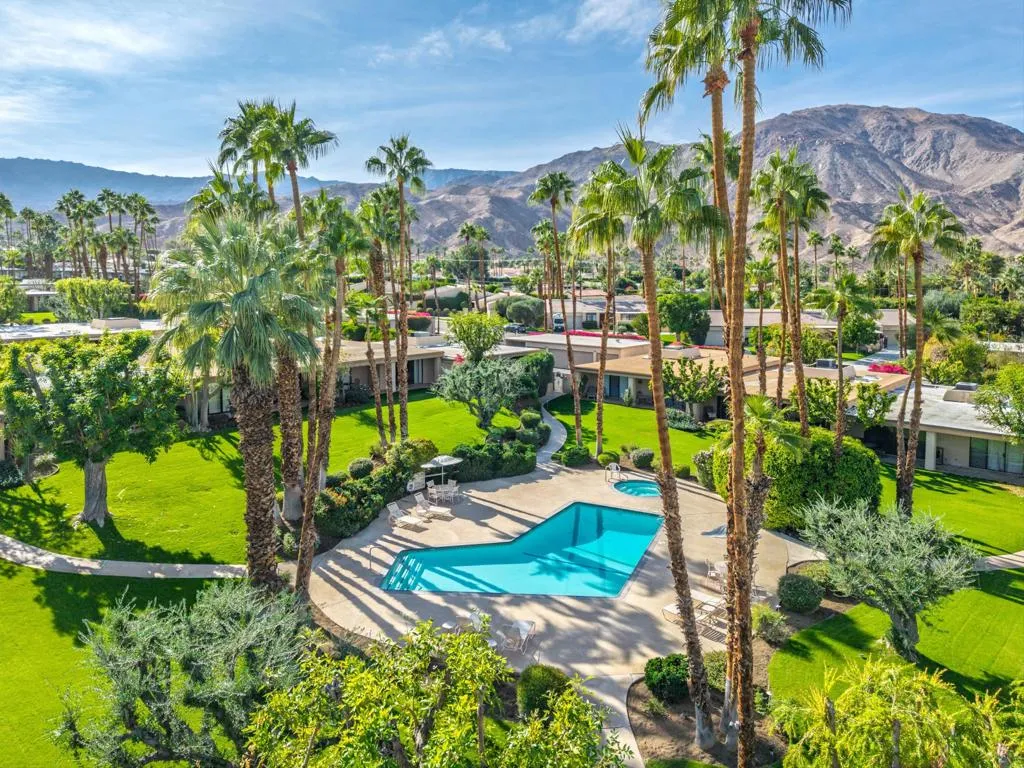 45817 Highway 74, Palm Desert, California 92260 home-pic-1