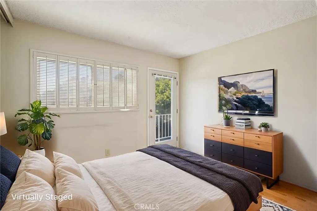 2305 Silver Ridge Avenue, Los Angeles, California 90039 home-pic-32
