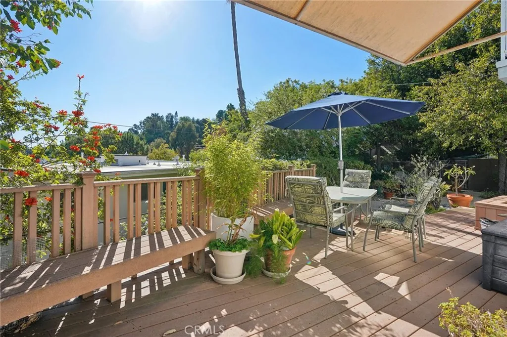 2305 Silver Ridge Avenue, Los Angeles, California 90039 home-pic-37