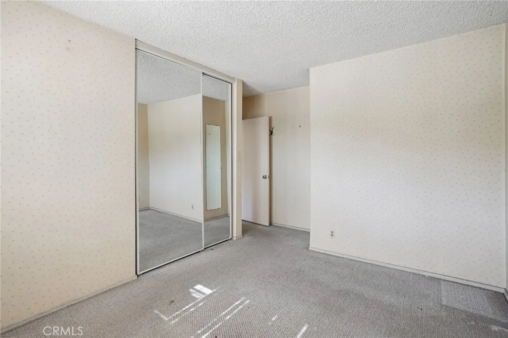 2305 Silver Ridge Avenue, Los Angeles, California 90039 home-pic-31