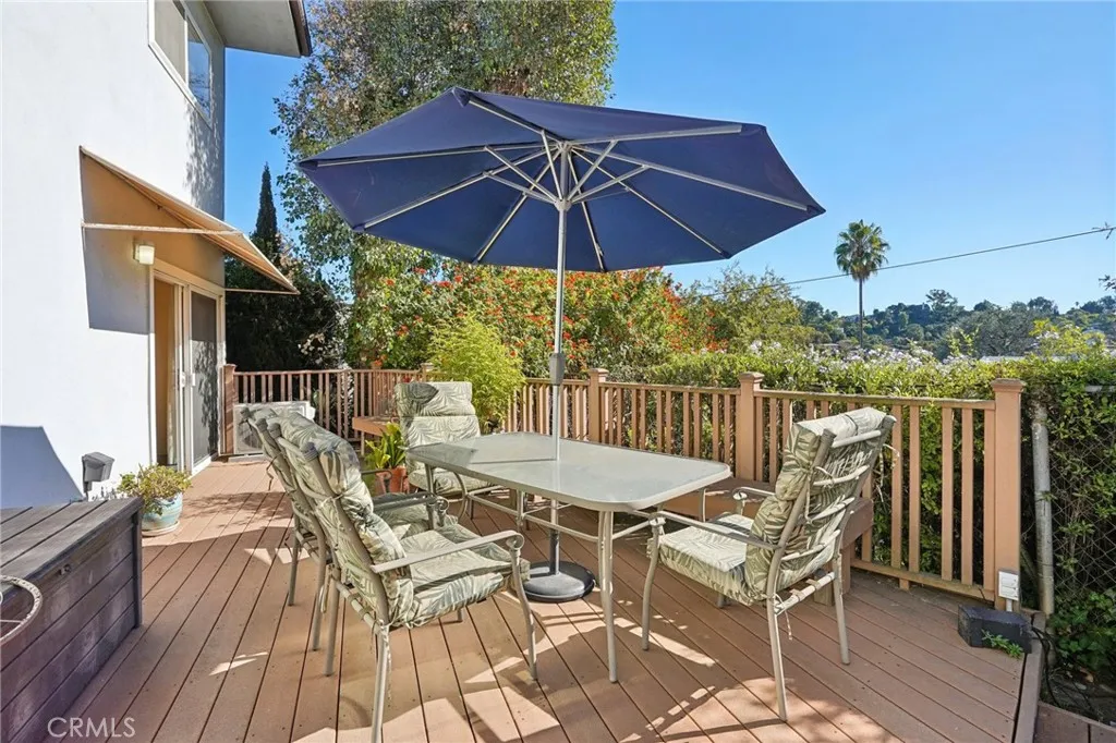 2305 Silver Ridge Avenue, Los Angeles, California 90039 home-pic-38