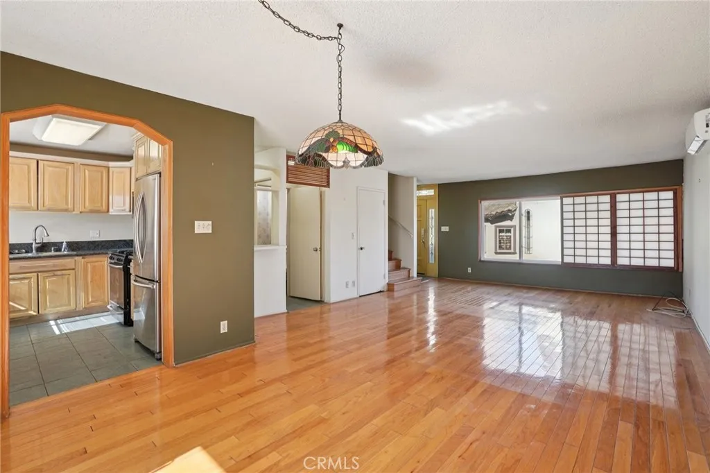 2305 Silver Ridge Avenue, Los Angeles, California 90039 home-pic-19