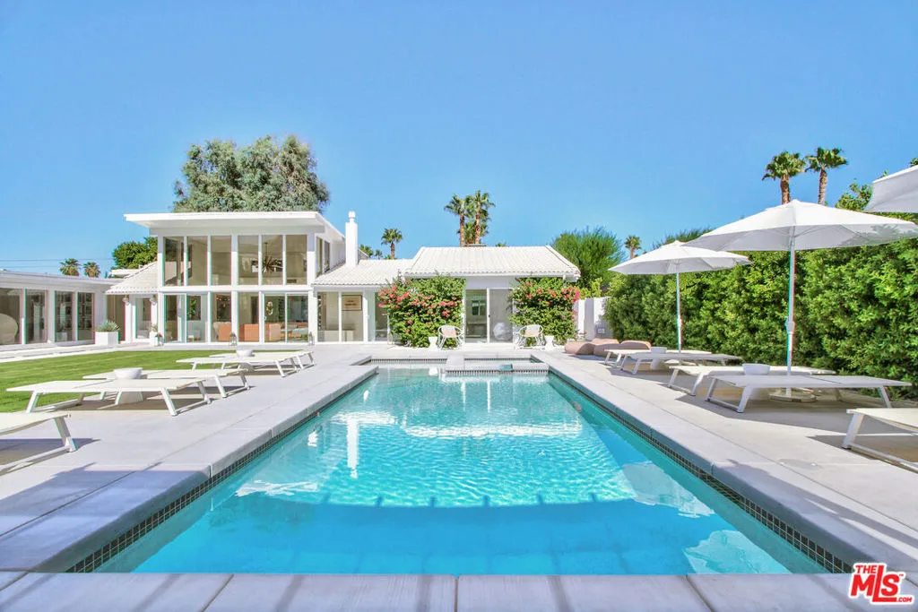 678 S Thornhill Road, Palm Springs, California 92264 home-pic-1