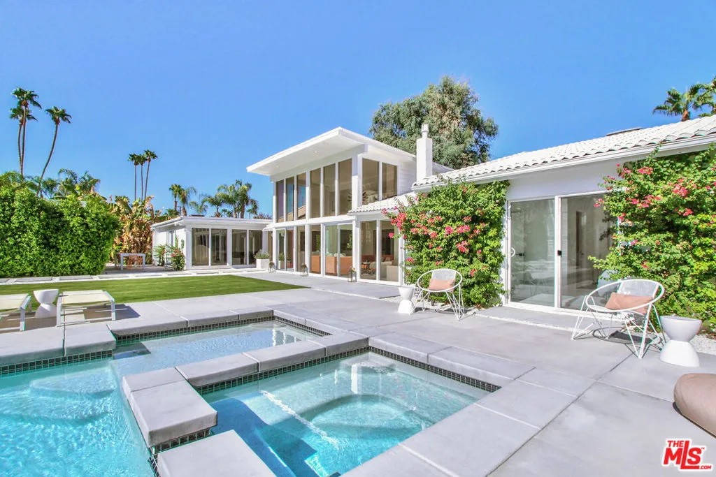 678 S Thornhill Road, Palm Springs, California 92264 home-pic-0