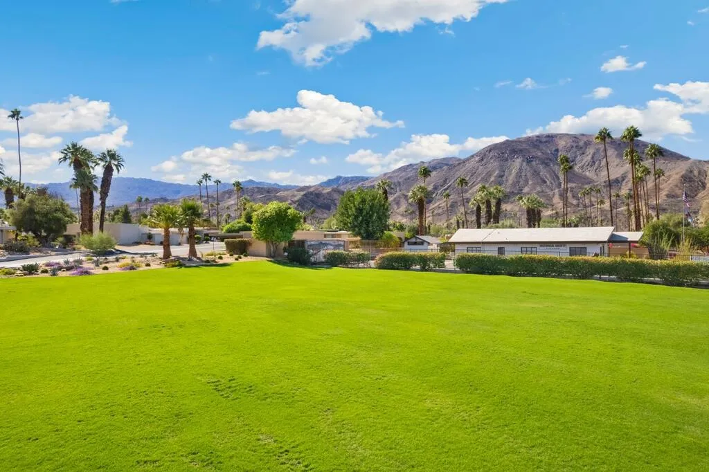 152 Sandpiper Street, Palm Desert, California 92260 home-pic-19