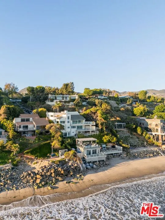 28026 Sea Lane Drive, Malibu, California 90265 home-pic-35