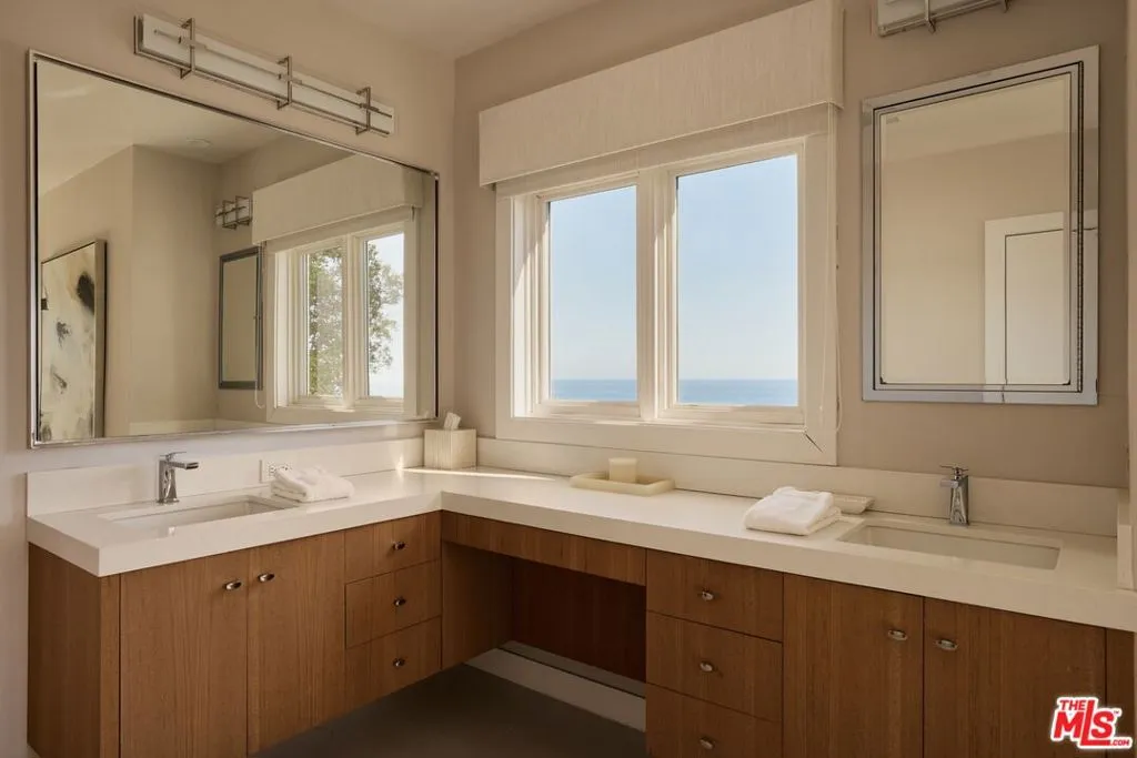 28026 Sea Lane Drive, Malibu, California 90265 home-pic-18