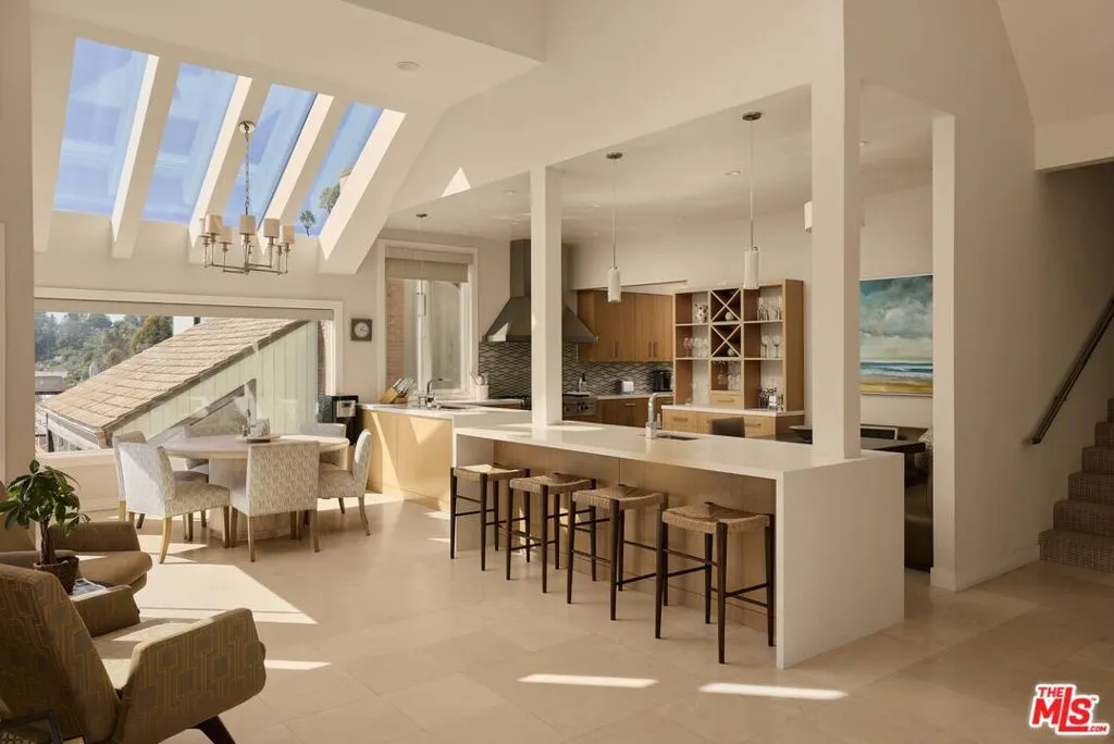 28026 Sea Lane Drive, Malibu, California 90265 home-pic-12