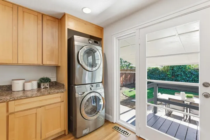 333 Roble Avenue, Redwood City, California 94061