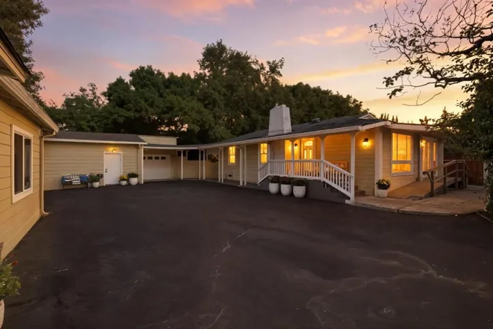 333 Roble Avenue, Redwood City, California 94061