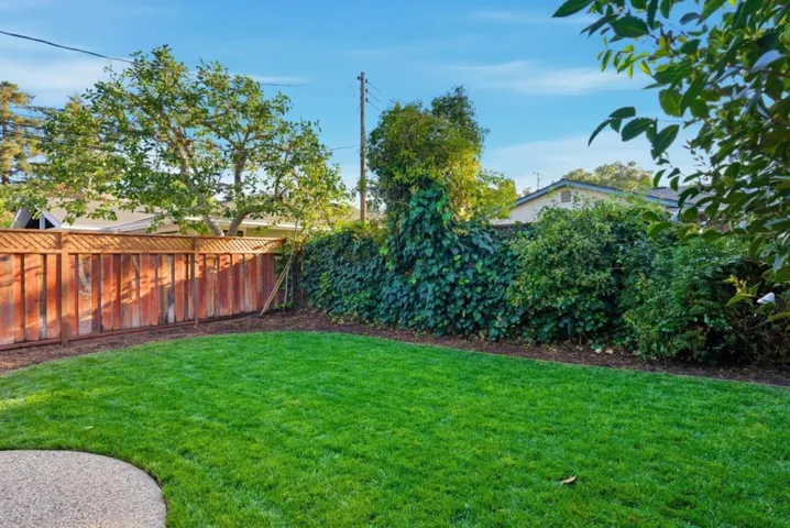 333 Roble Avenue, Redwood City, California 94061