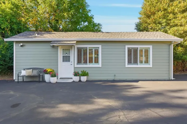 333 Roble Avenue, Redwood City, California 94061