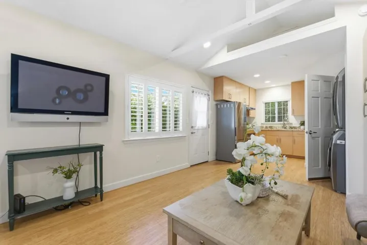 333 Roble Avenue, Redwood City, California 94061