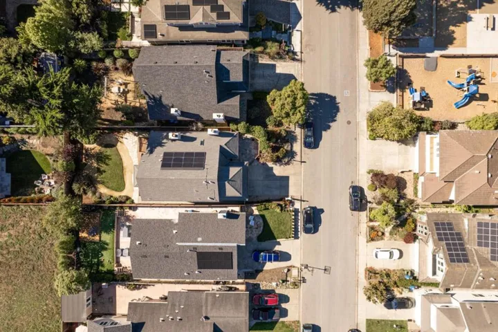 420 Valdez Avenue, Half Moon Bay, California 94019