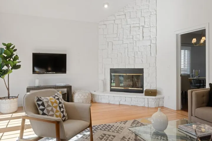 420 Valdez Avenue, Half Moon Bay, California 94019