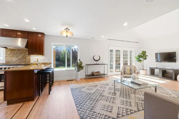 420 Valdez Avenue, Half Moon Bay, California 94019