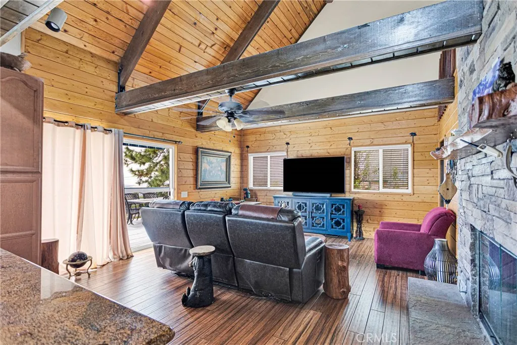 28935 Banff, Lake Arrowhead, California 92352 home-pic-16