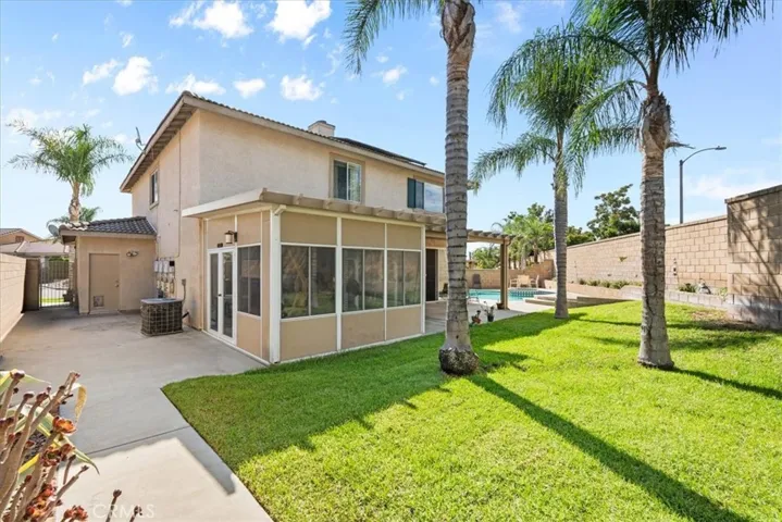 5876 Half Dome Drive, Fontana, California 92336