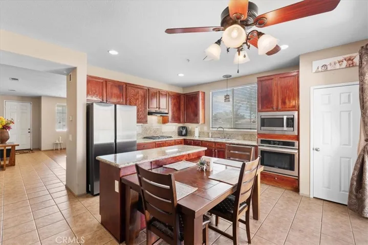 5876 Half Dome Drive, Fontana, California 92336