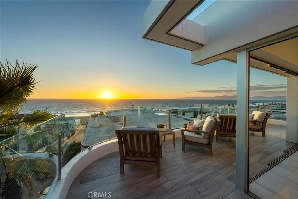 3601 Bayview Drive, Manhattan Beach, California 90266 home-pic-5