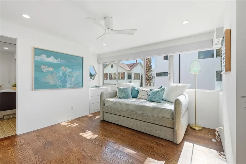 3601 Bayview Drive, Manhattan Beach, California 90266 home-pic-35