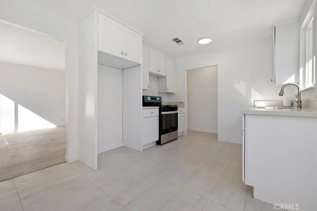 66146 Acoma, Desert Hot Springs, California 92240 home-pic-6