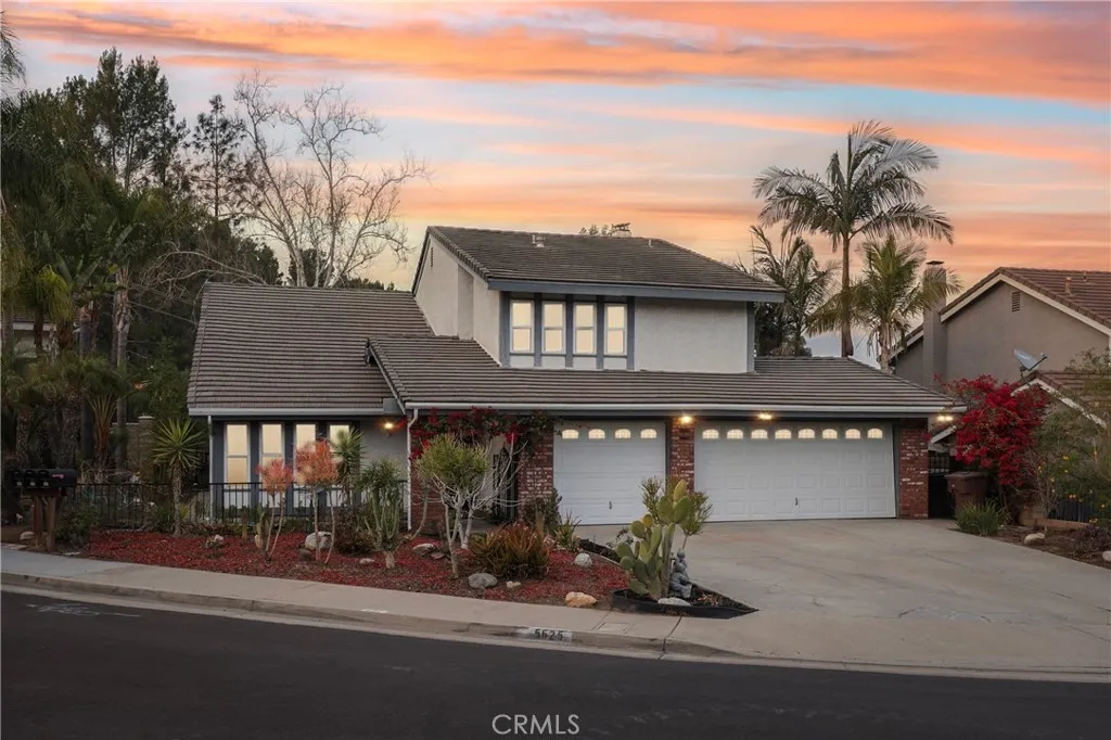 5625 E Calle Canada, Anaheim Hills, California 92807 home-pic-0