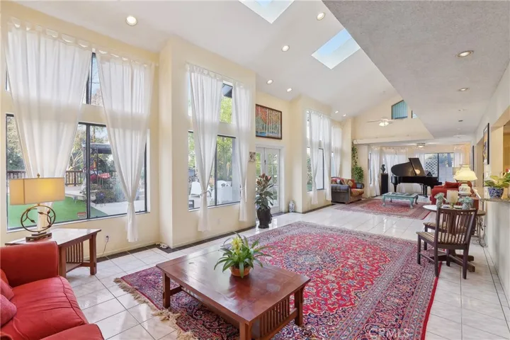 5625 E Calle Canada, Anaheim Hills, California 92807
