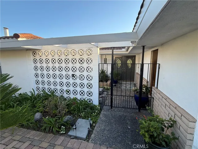 2805 Chillon, Laguna Beach, California 92651